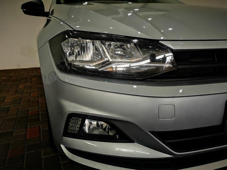 VOLKSWAGEN Polo 1.0 TSI TRENDLINE - 2 