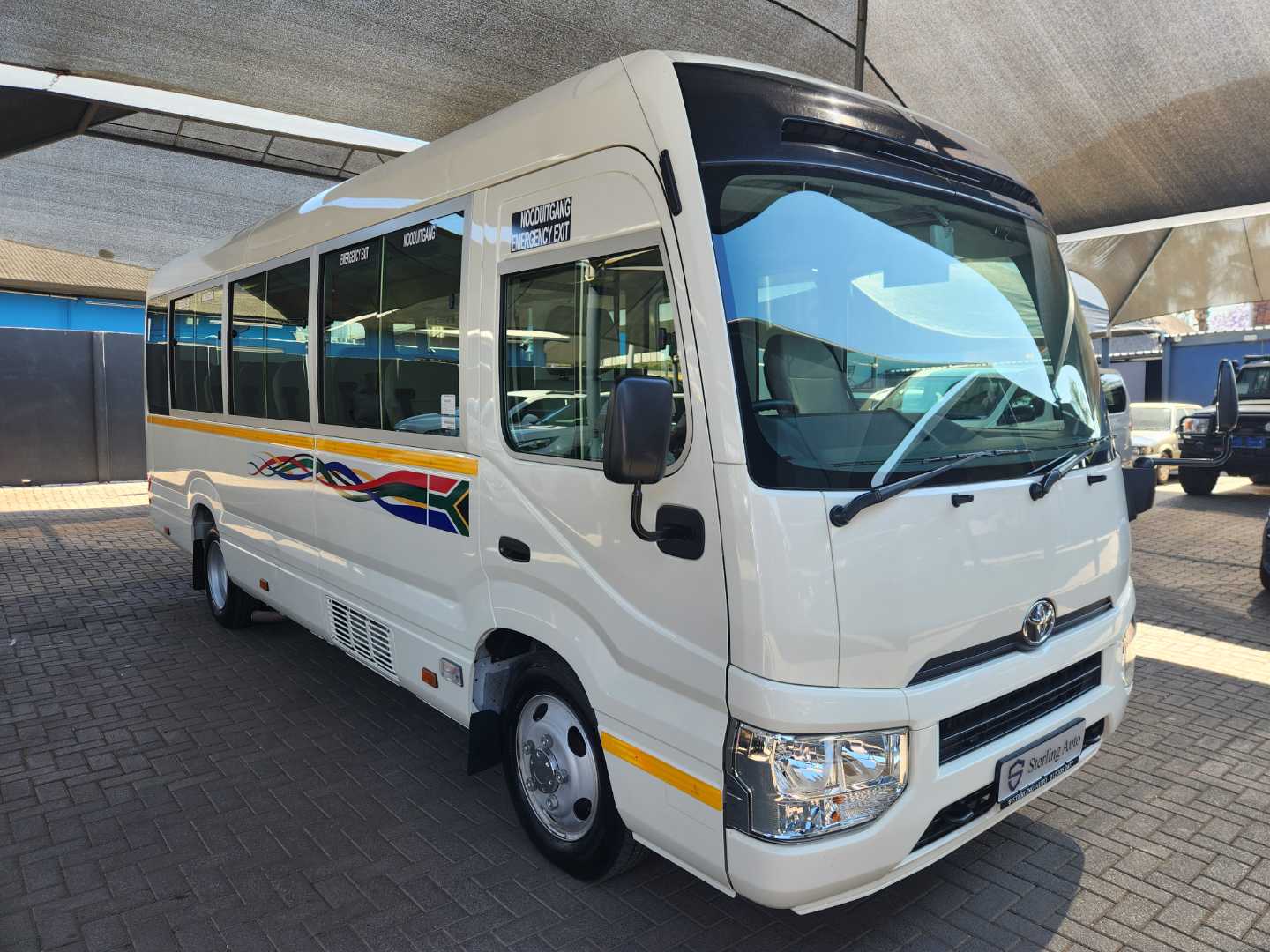 Toyota Coaster 4.0D (23 Seater)