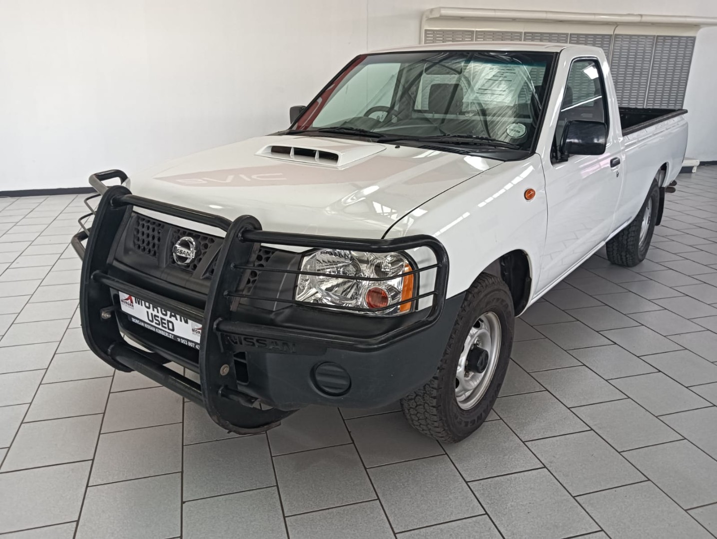 Nissan HARDBODY 2002 - ON/NP300 for Sale in South Africa