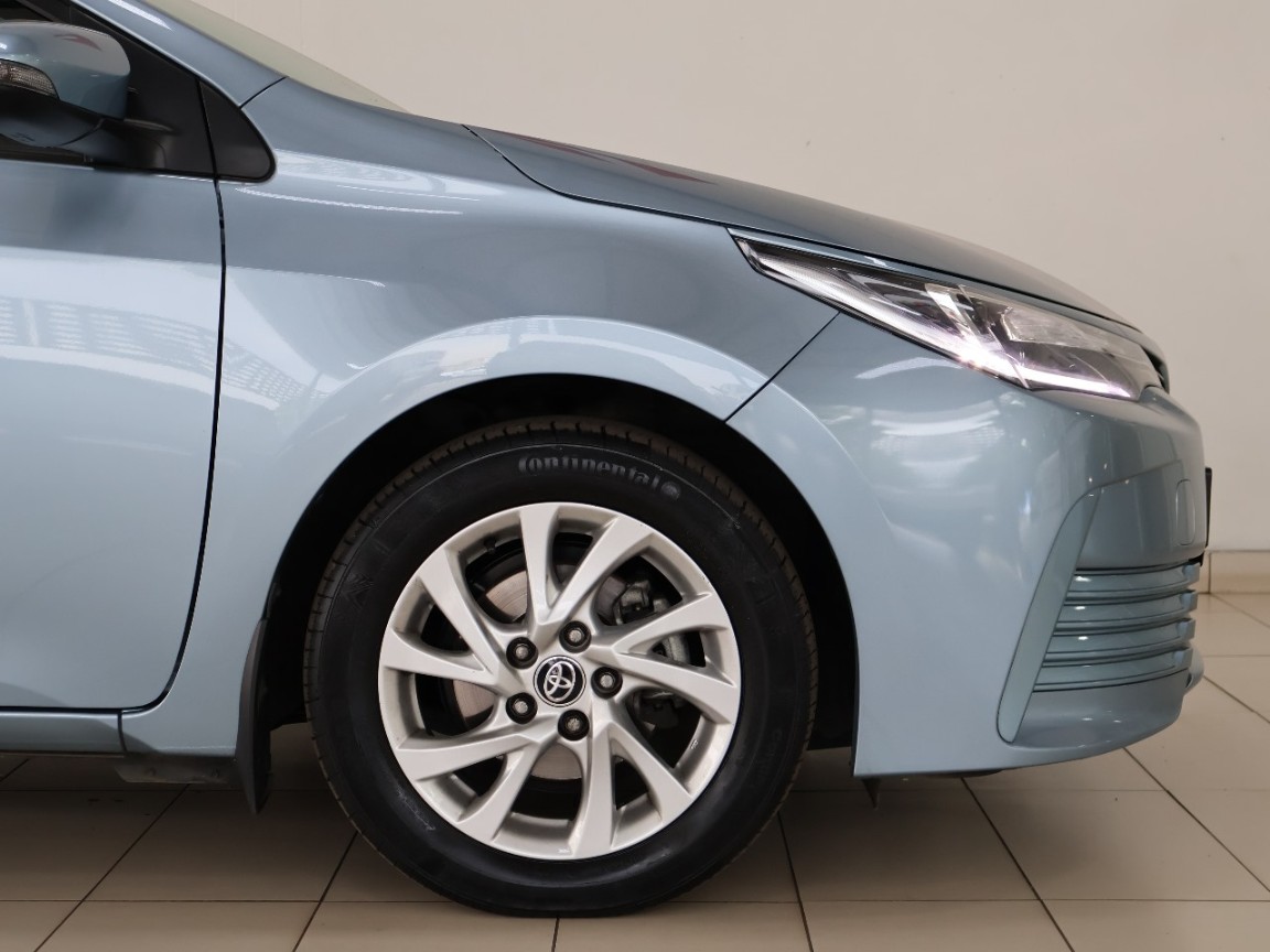 TOYOTA Corolla Exclusive CVT (B24) - 4 