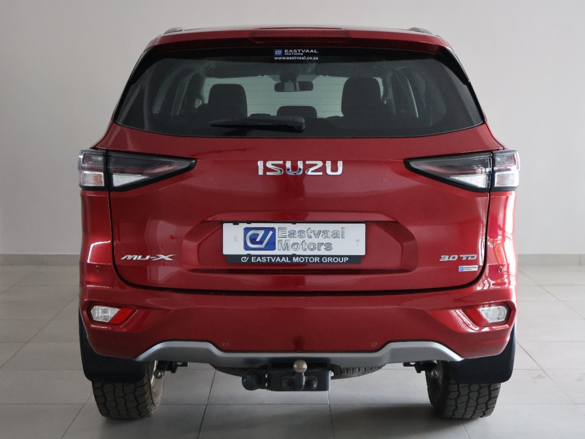 ISUZU MU-X 3.0D LS A/T - 7 