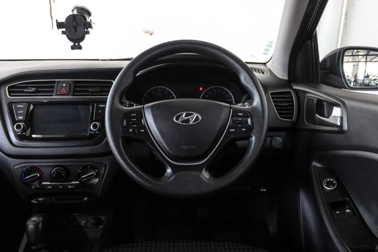 HYUNDAI i20 1.2 MOTION - 13 