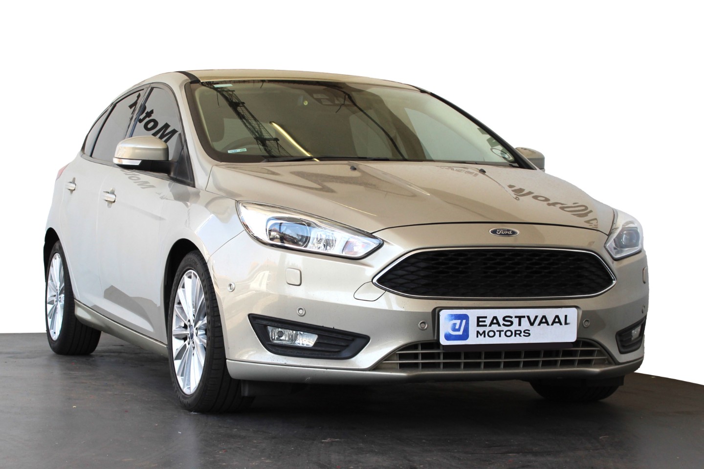 FORD FOCUS 1.5 ECOBOOST TREND 5Dr - 0 