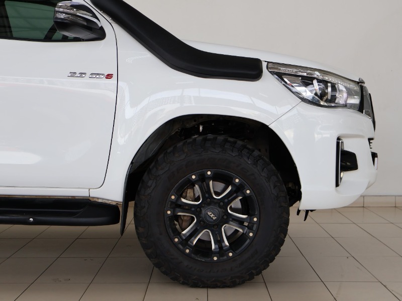 TOYOTA HILUX 2.8 GD-6 RAIDER 4X4 P/U D/C - 7 